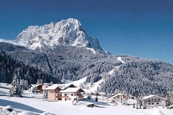 Garni Hotel Iris Selva di Val Gardena Exterior foto